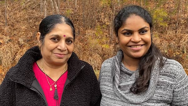 2 women enjoying nature