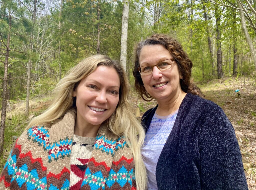 2 women enjoying nature